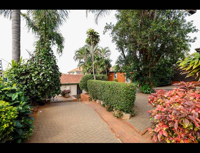 4 BEDROOM HOUSE FOR SALE IN GLENWOOD